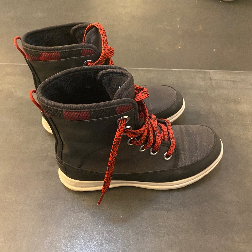Sorel Explorer - red/black buffalo plaid